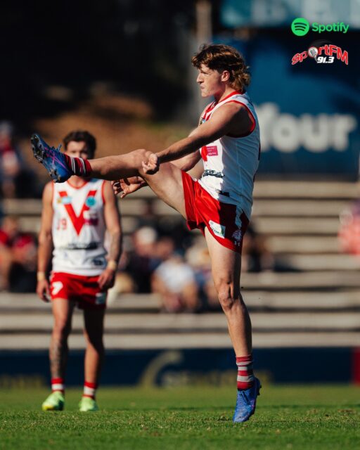 KENNEL RADIO FT. LUCAS ROBINSON 🎙️We’re live tonight for another edition of Kennel Radio from 6pm on 91.3 SportFM. Young star Lucas Robinson joins CEO Cameron Britt and host Pat Mirosevich as this week’s special guest.On the agenda:
🔴 Derby Win
⚪ Senior Footy
🔴 Peel Awaits
⚪ Finals Focus