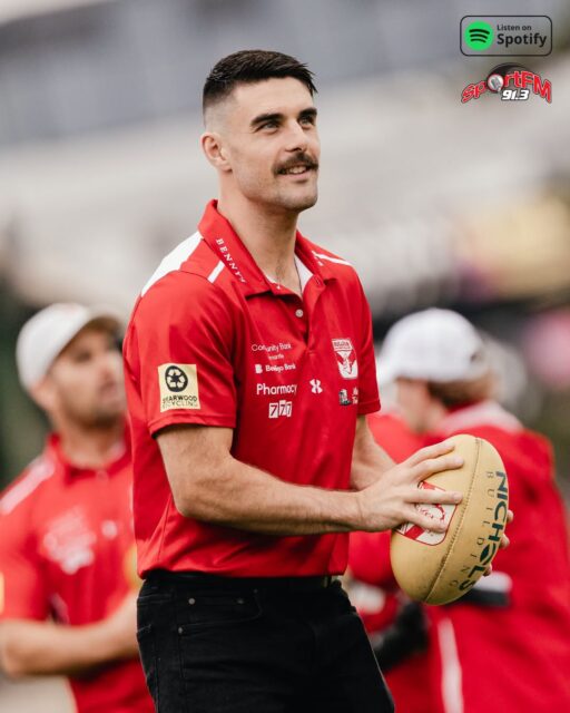 KENNEL RADIO FT. ROBBIE TURNBULL🎙️
Talent Manager Robbie Turnbull joins the boys as this week’s special guest on Kennel Radio.
On the agenda:
🔴 Talent program update
⚪ Big Colts victory
🔴 Player to administrator journey
⚪ ANZAC weekend at West Perth
📻 Live from 6pm tomorrow on 91.3 SportFM
🎧 Listen back on Spotify!