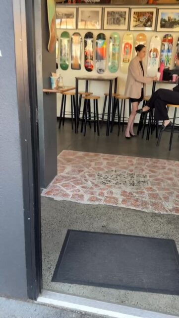 Your morning coffee just got a Bulldogs upgrade 🐶
Have you spotted one around Freo 👀
We’re teaming up with local cafés like @kokomos_by_lividskate to get Freo to the footy.Stay tuned.