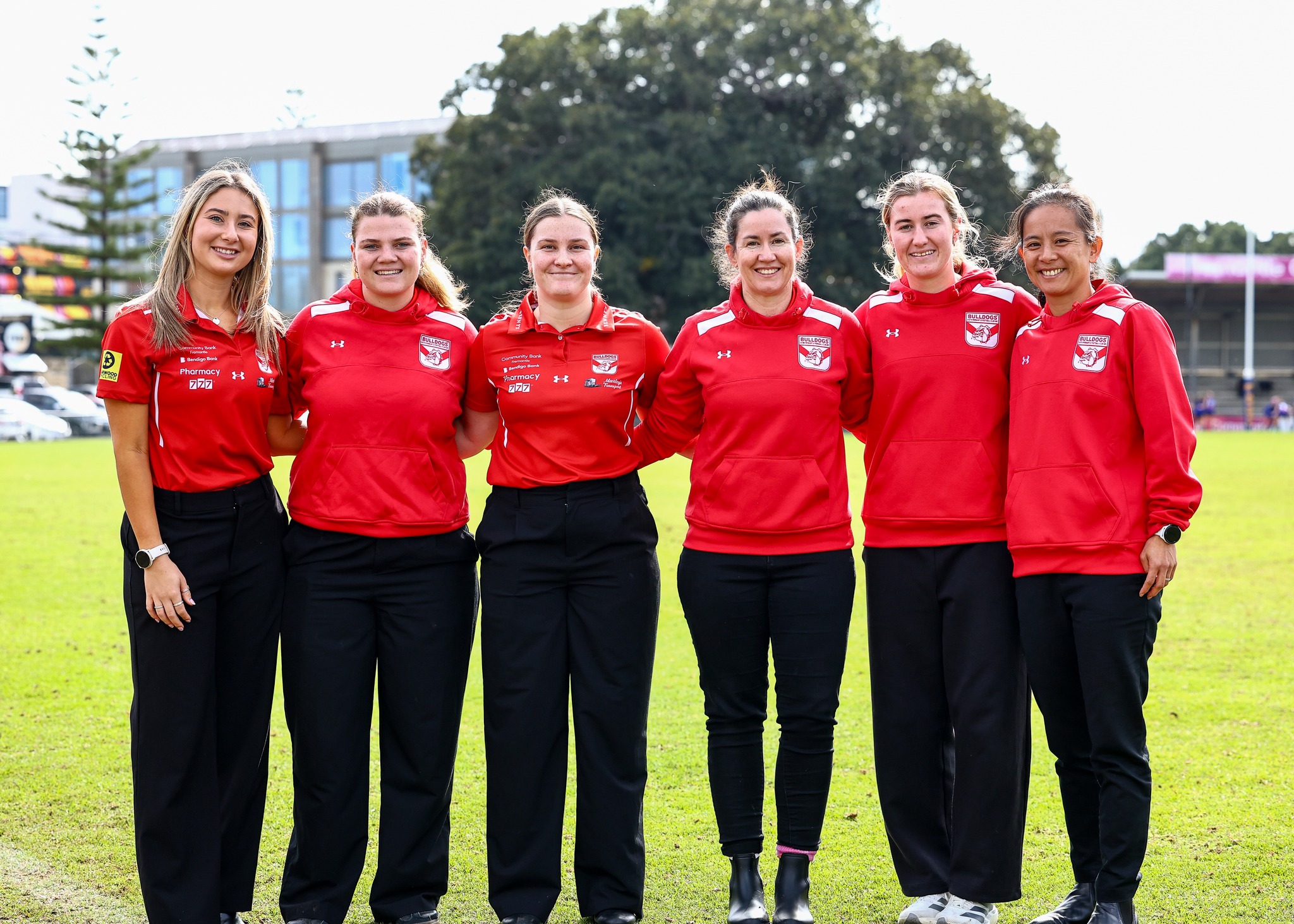 CELEBRATING WOMEN'S COACHING MONTHJuly is Women's Coaching Month, a national celebration of the women who are coaching, leading, and helping shape the future of our game and our club.At South Fremantle, we're proud to recognise the incredible women who dedicate their time, passion and expertise to our football program and help make our club stronger every day.Pictured left to right.
WAFLW Senior Assistant Coach: Natalie Szelid
Rogers Cup Assistant Coach: Alli Nokes
Rogers Cup Head Coach: Lauren O'Connor
WAFLW Head Coach: Pia Faletti
WAFLW Development Coach: Keeley Skepper
WAFLW Assistant Coach: Amanda AsquithThank you for everything you do for our players, our program and the Bulldog family. 👏
