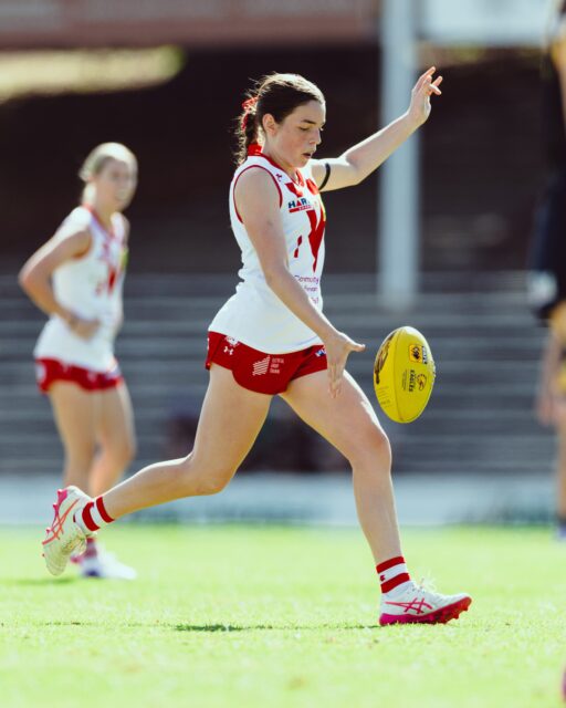 SUMMER STATE 18 REPS 🐶Congratulations to our four representatives selected in the State Summer 18s Program: Zoe Antonelli, Alexis Edgley, Hannah Floyd and Olivia Henderson.